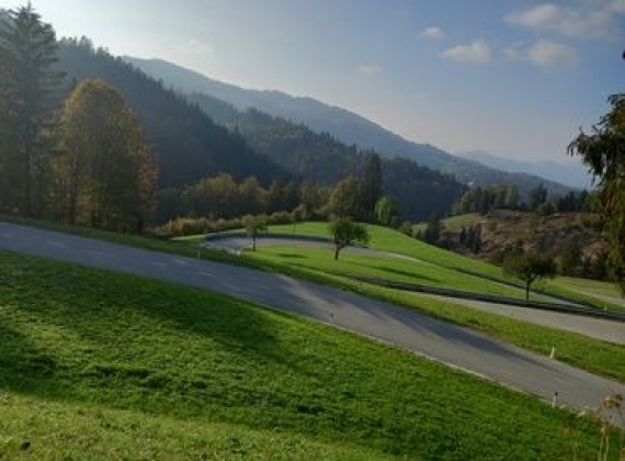 Podholgrajski Dolomiti curves